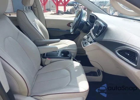 2019 Chrysler Pacifica Limited z USA, uszkodzony, nr VIN 2C4RC1GG0KR532848